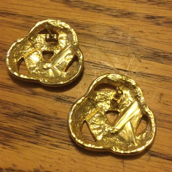 Vintage enamel triquetra earrings - Picture 2 of 2